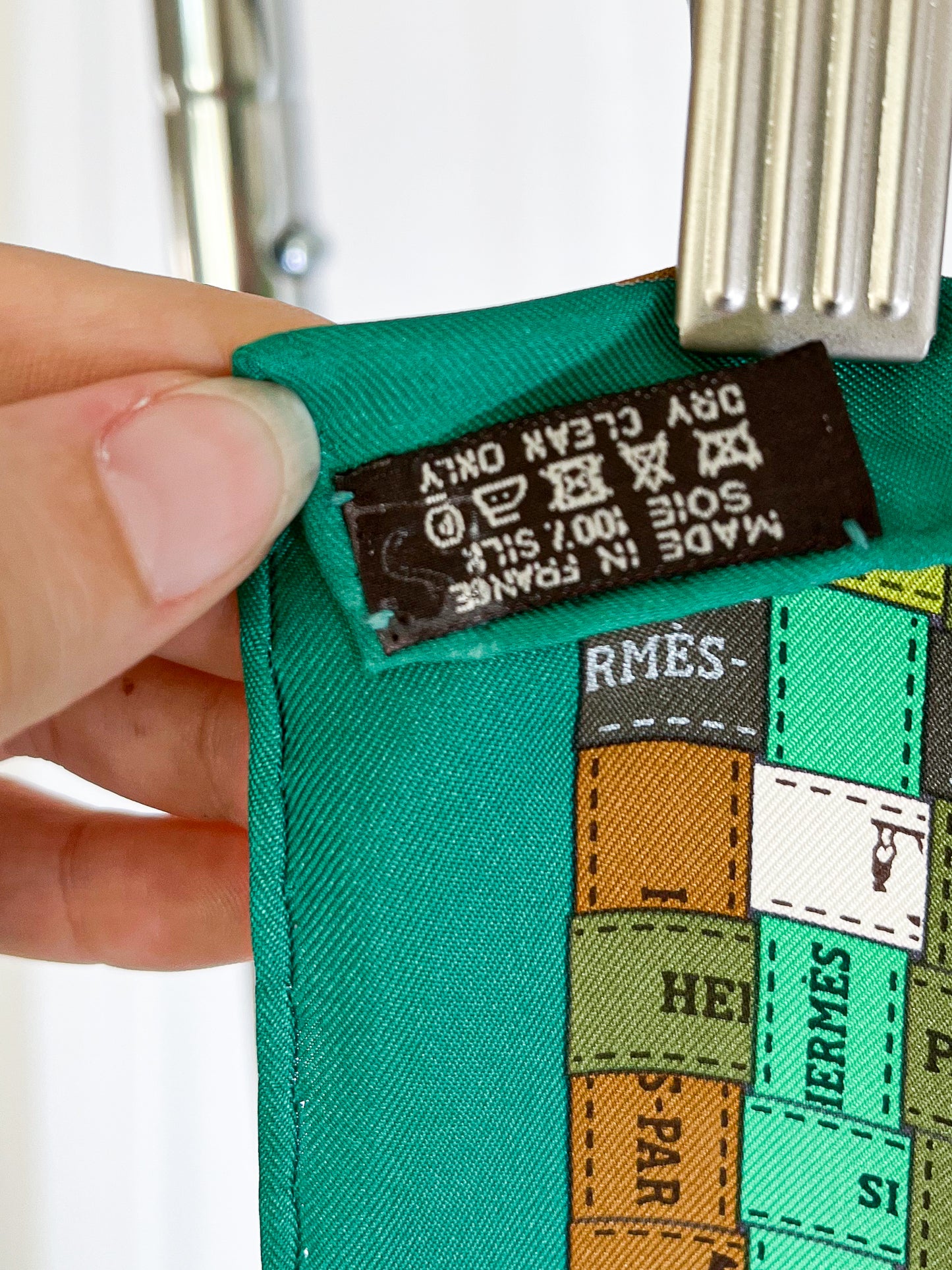 Hermès Paris Silk Carre Scarf 90